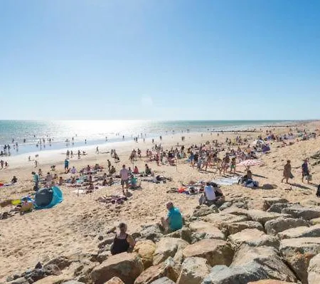 Bord De Mer, 6 Places, à 250 M, Dune, Parking Gratuit, Rez De Chaussée Surélevé