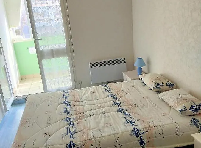 Bord De 6 Places Appartement