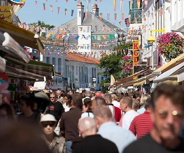Bord De 6 Places * Saint-Hilaire-de-Riez